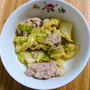 ご飯が進む！キャベツと豚肉の甘味噌炒め